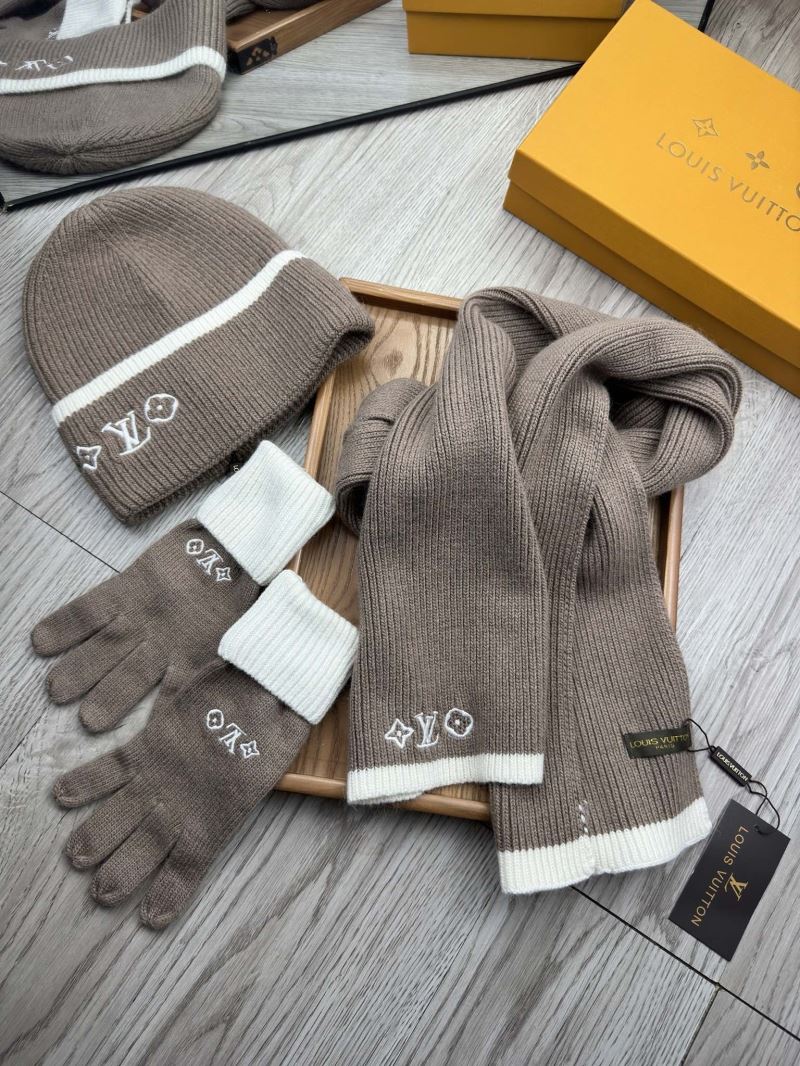 Louis Vuitton Caps Scarfs